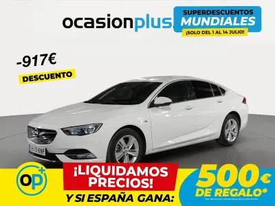 Usado Opel Insignia Selective 136 CV (100 kW) 2018 Blanco Berlina