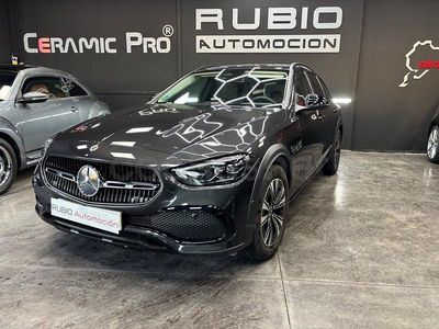 Usado Mercedes C220 197 CV (144 kW) 2025 Negro Familiar