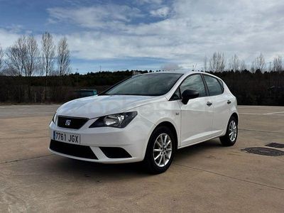Usado Seat Ibiza Reference 90 CV (66 kW) 2015 Blanco Berlina