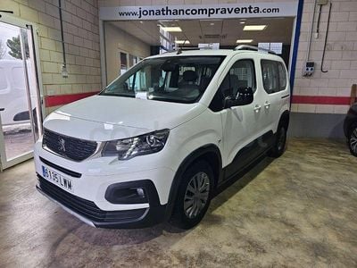 Usado Peugeot Rifter Allure 100 CV (73 kW) 2022 Blanco Monovolumen