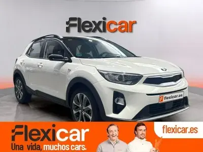 Usado Kia Stonic 100 CV (73 kW) 2019 Blanco SUV