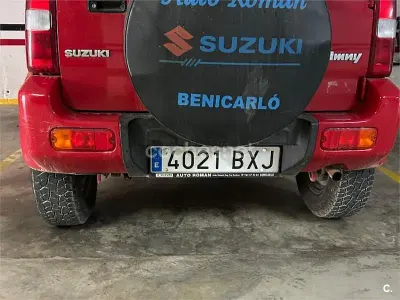 Usado Suzuki Jimny 80 CV (58 kW) 2002 Rojo SUV