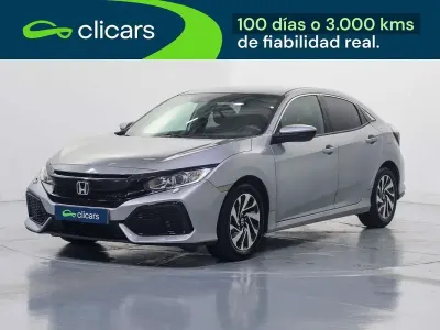 Usado Honda Civic Comfort 129 CV (94 kW) 2018 Gris Utilitario