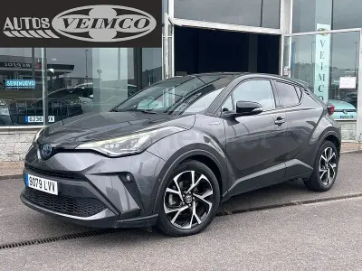 Usado Toyota C-HR Advance 184 CV (135 kW) 2022 Gris / plata SUV