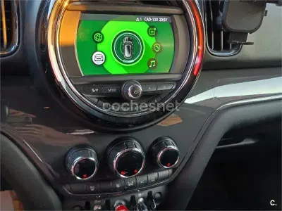 Usado Mini One D Countryman 116 CV (85 kW) 2018 Negro SUV