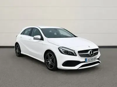Usado Mercedes A200 AMG line 136 CV (100 kW) 2018 Blanco Berlina