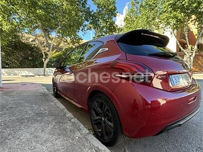 Usado Peugeot 208 GTi 208 CV (152 kW) 2017 Rojo Utilitario