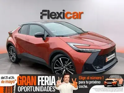 Käytetty Toyota C-HR Advance 140 HP (102 kW) 2025 Oranssi Katumaasturi