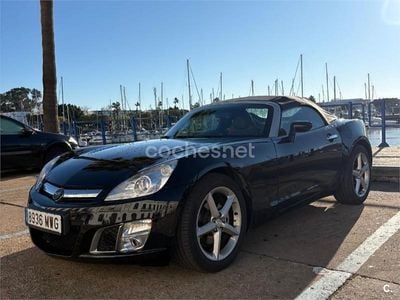 Usado Opel GT 264 HP (194 kW) 2009 Preto Cabrios