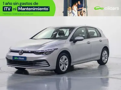 Usado VW Golf VIII 110 CV (80 kW) 2021 Plateado Utilitario