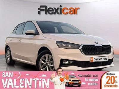 Usado Skoda Fabia Selection 95 CV (69 kW) 2024 Blanco Berlina