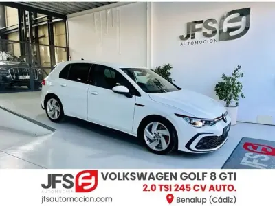 Usado VW Golf VIII GTI 245 CV (180 kW) 2022 Blanco Utilitario