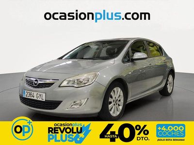 Usado Opel Astra Enjoy 125 CV (91 kW) 2010 Plateado Utilitario