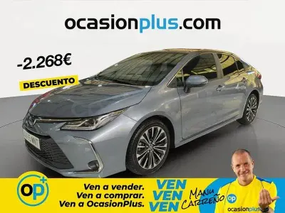 Usado Toyota Corolla Style 140 CV (102 kW) 2024 Gris / plata Berlina