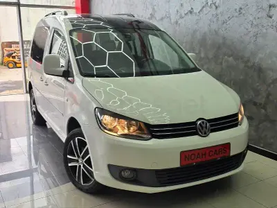 Usado VW Caddy Comfortline 102 CV (75 kW) 2014 Blanco Monovolumen