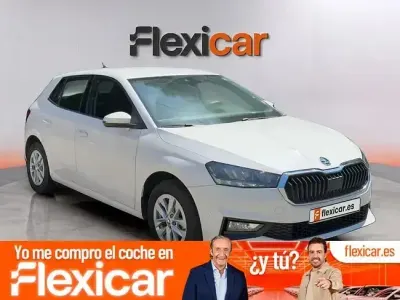 Usado Skoda Fabia Active 80 CV (58 kW) 2023 Blanco Utilitario