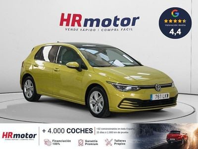 Usado VW Golf VIII Life 150 CV (110 kW) 2020 Amarillo Berlina