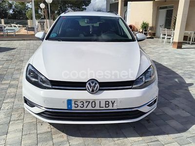 Usado VW Golf VII Advance 115 CV (84 kW) 2019 Blanco Familiar