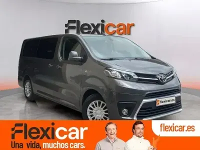 Usado Toyota Proace Verso Active 131 CV (96 kW) 2023 Gris Familiar