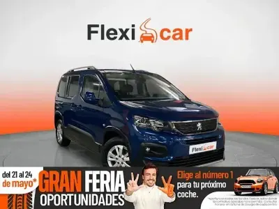Begagnad Peugeot Rifter Active 100 HK (73 kW) 2020 Blå Minibuss