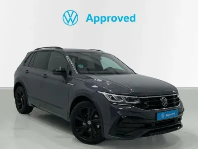 Usado VW Tiguan R-line 150 CV (110 kW) 2022 Gris SUV