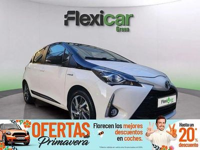 Usado Toyota Yaris Hybrid 100 CV (73 kW) 2020 Blanco
