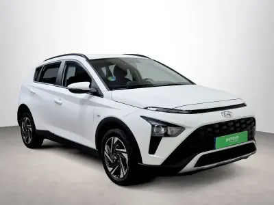 Usado Hyundai Bayon 101 CV (74 kW) 2022 Blanco SUV
