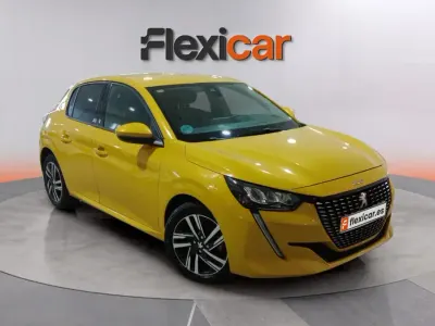 Używany Peugeot 208 Allure 101 KM (74 kW) 2020 Żółty Hatchback