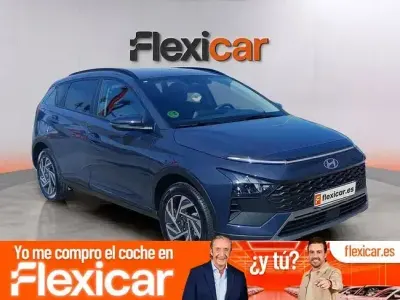 Usado Hyundai Bayon 84 CV (61 kW) 2024 Gris SUV