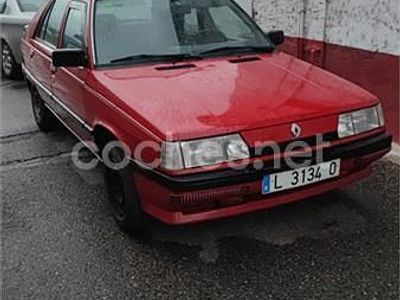 Usado Renault R11 90 CV (66 kW) 1988 Rojo Utilitario