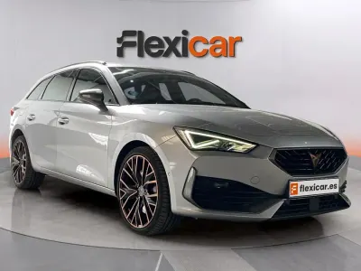 Begagnad Cupra Leon 204 HK (150 kW) 2021 Grå Halvkombi
