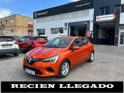 Käytetty Renault Clio V Intens 91 HP (66 kW) 2022 Oranssi Viistoperä