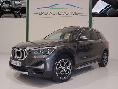 Usado BMW X1 Comfort Edition 178 CV (130 kW) 2021 Gris / plata SUV