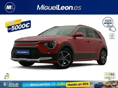 Usado Kia Niro 129 CV (94 kW) 2025 Rojo SUV