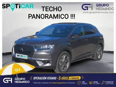 Usado DS Automobiles DS7 Crossback So Chic 300 CV (220 kW) 2021 Gris SUV