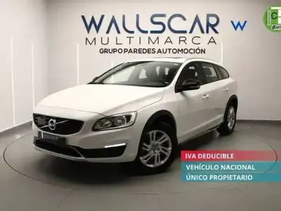 Käytetty Volvo V60 Momentum 149 HP (109 kW) 2016 Valkoinen Farmari