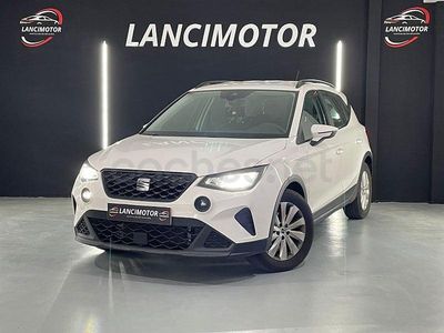 Usado Seat Arona Reference 95 CV (69 kW) 2022 Blanco SUV