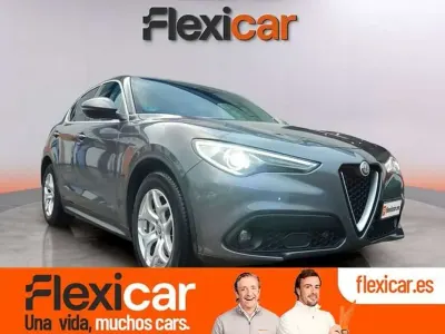 Usado Alfa Romeo Stelvio Executive 160 CV (117 kW) 2019 Verde SUV