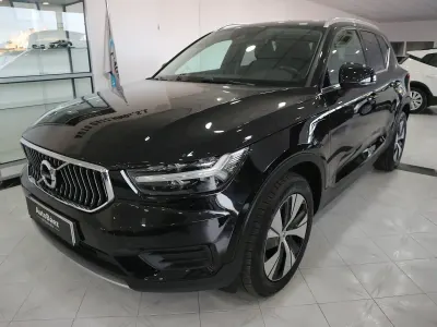 Usado Volvo XC40 Inscription 211 CV (155 kW) 2021 Negro SUV