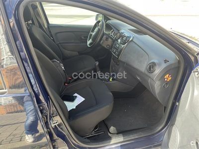 Usado Dacia Sandero Ambiance 73 CV (53 kW) 2017 Azul Berlina