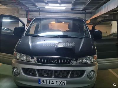 Hyundai H-1