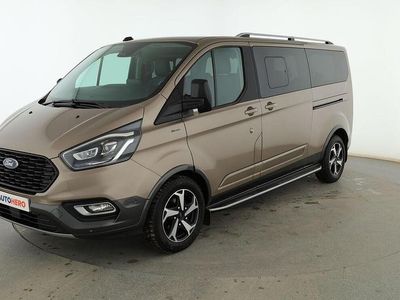 Usado Ford Tourneo Active 185 CV (136 kW) 2022 Gris Monovolumen