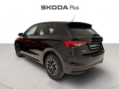Usado Skoda Fabia Selection 115 CV (84 kW) 2025 Negro Utilitario