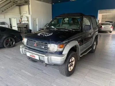 Usado Mitsubishi Montero 194 CV (142 kW) 1998 Azul SUV