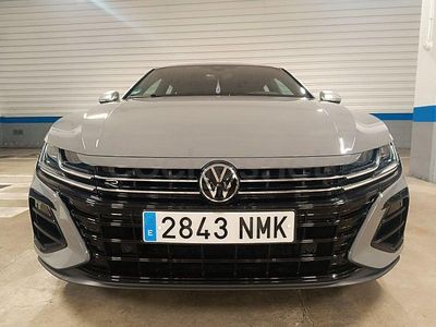 Usado VW Arteon R 320 HP (235 kW) 2024 Cinzento Carrinha