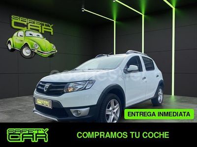 Blanco Usado 2015 Dacia Sandero Stepway Utilitario | 10.999 € (Caro)