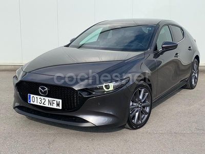 Blanco Usado 2025 Mazda 3 Center-Line Berlina | 27.590 € (Caro)