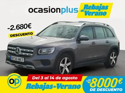 Usado Mercedes GLB180 136 CV (100 kW) 2021 Gris / plata SUV