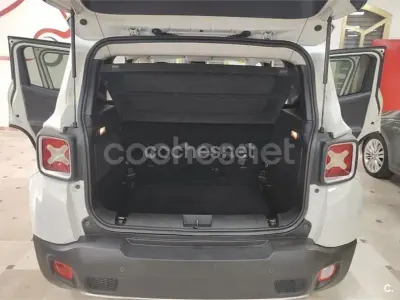 Usado Jeep Renegade Sport 120 CV (88 kW) 2015 Blanco SUV