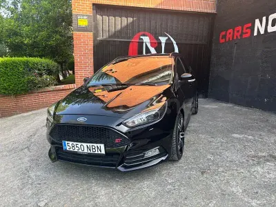Używany Ford Focus ST 185 KM (136 kW) 2017 Czarny Kombi